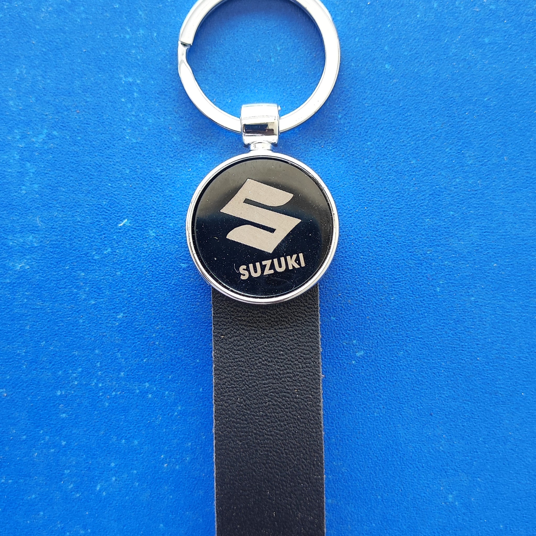 11 Suzuki Logo Keychain | Suzuki Logo Silver and Leather Keychain for Car and Bikes