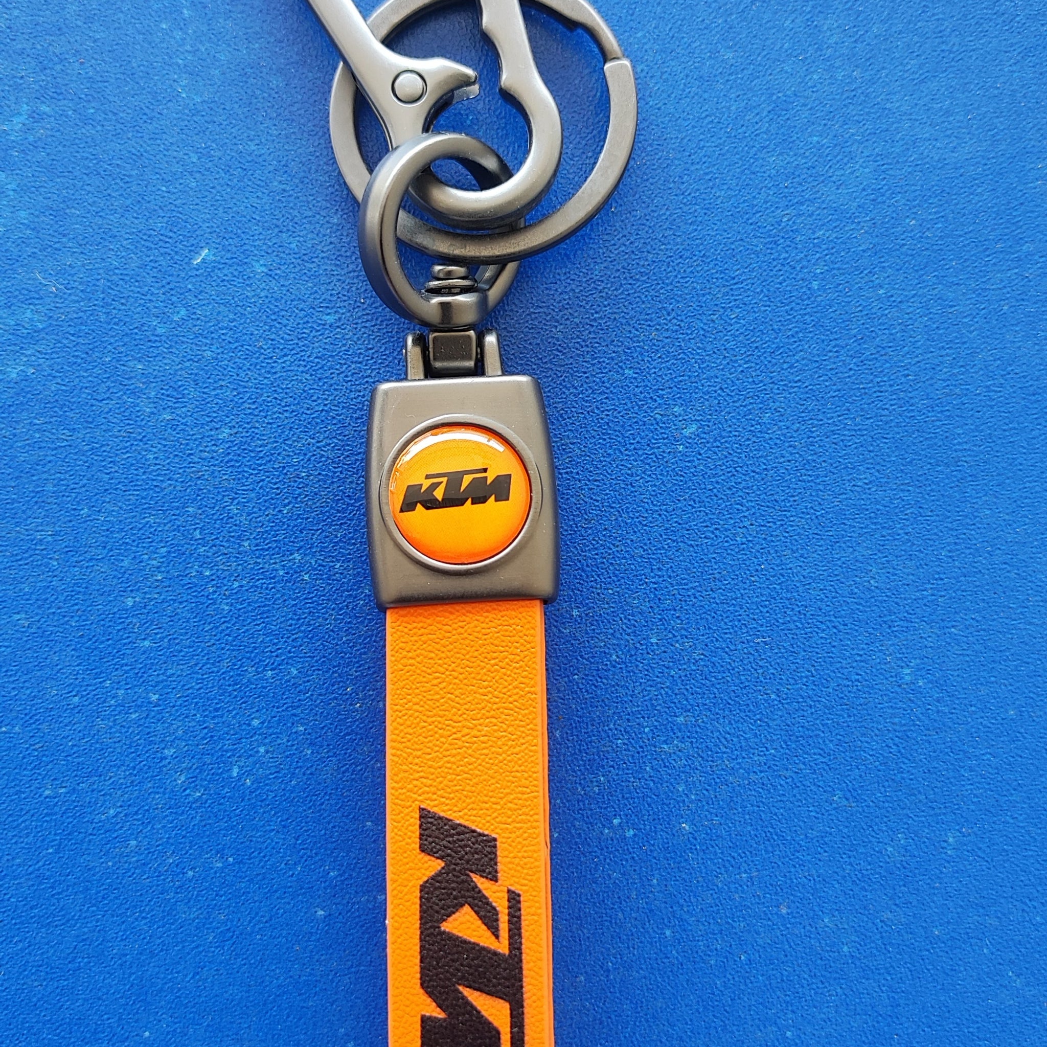 20 KTM Logo Keychain| KTM Logo Steel and Leather Keychain for Car and bikes