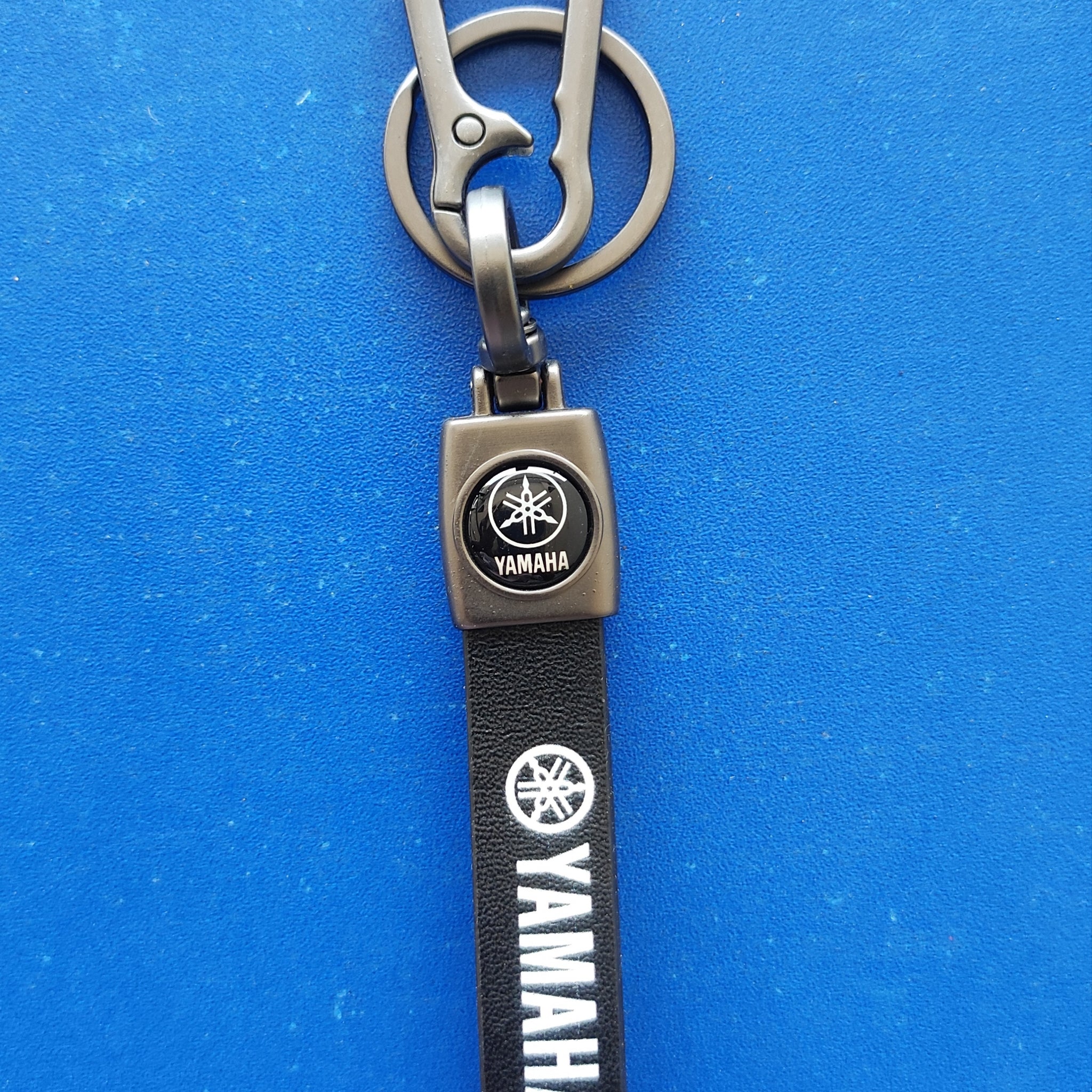 12 Yamaha Logo Keychain | Yamaha Logo Steel and Leather Keychain for Car and Bikes