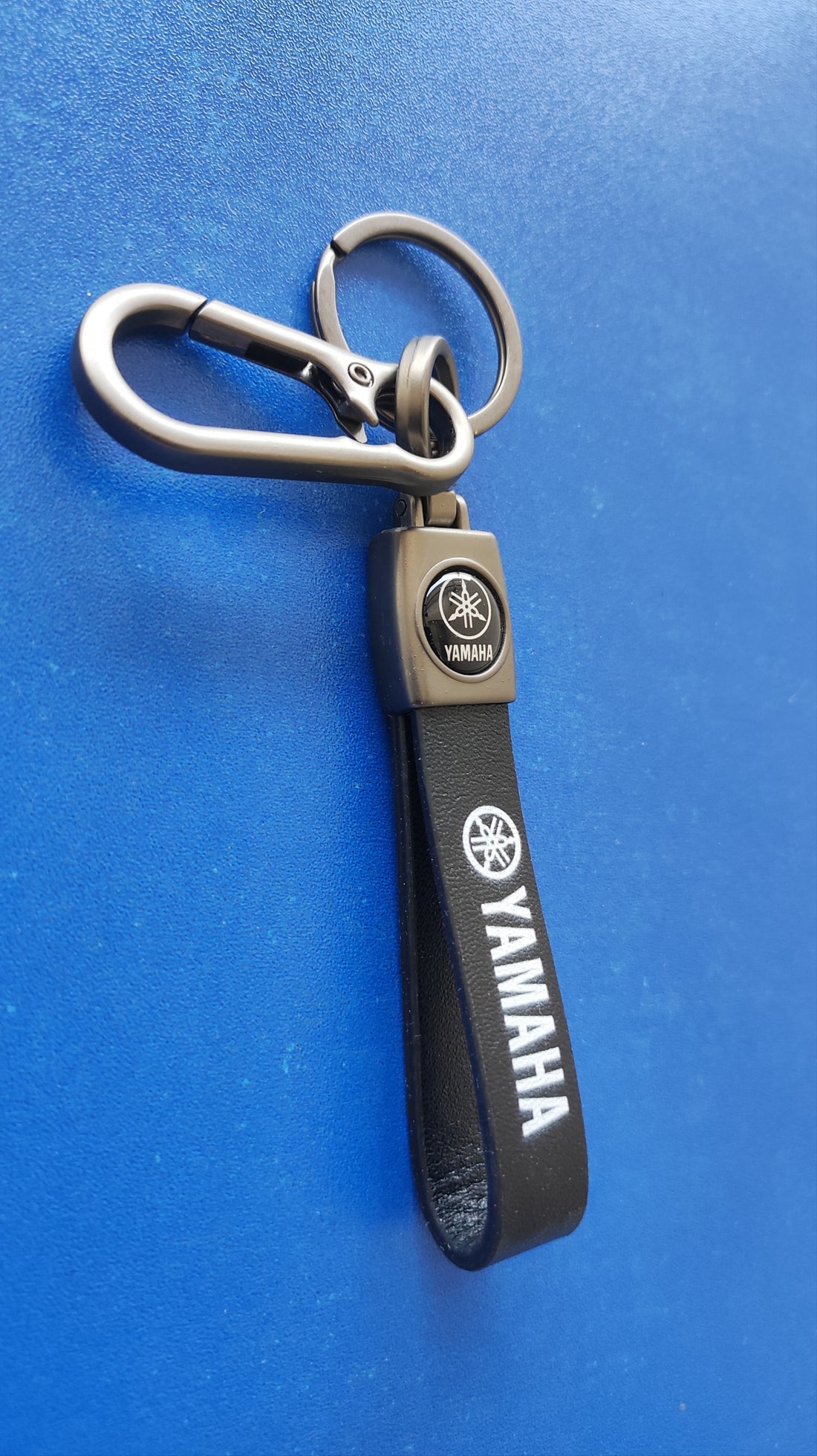 12 Yamaha Logo Keychain | Yamaha Logo Steel and Leather Keychain for Car and Bikes