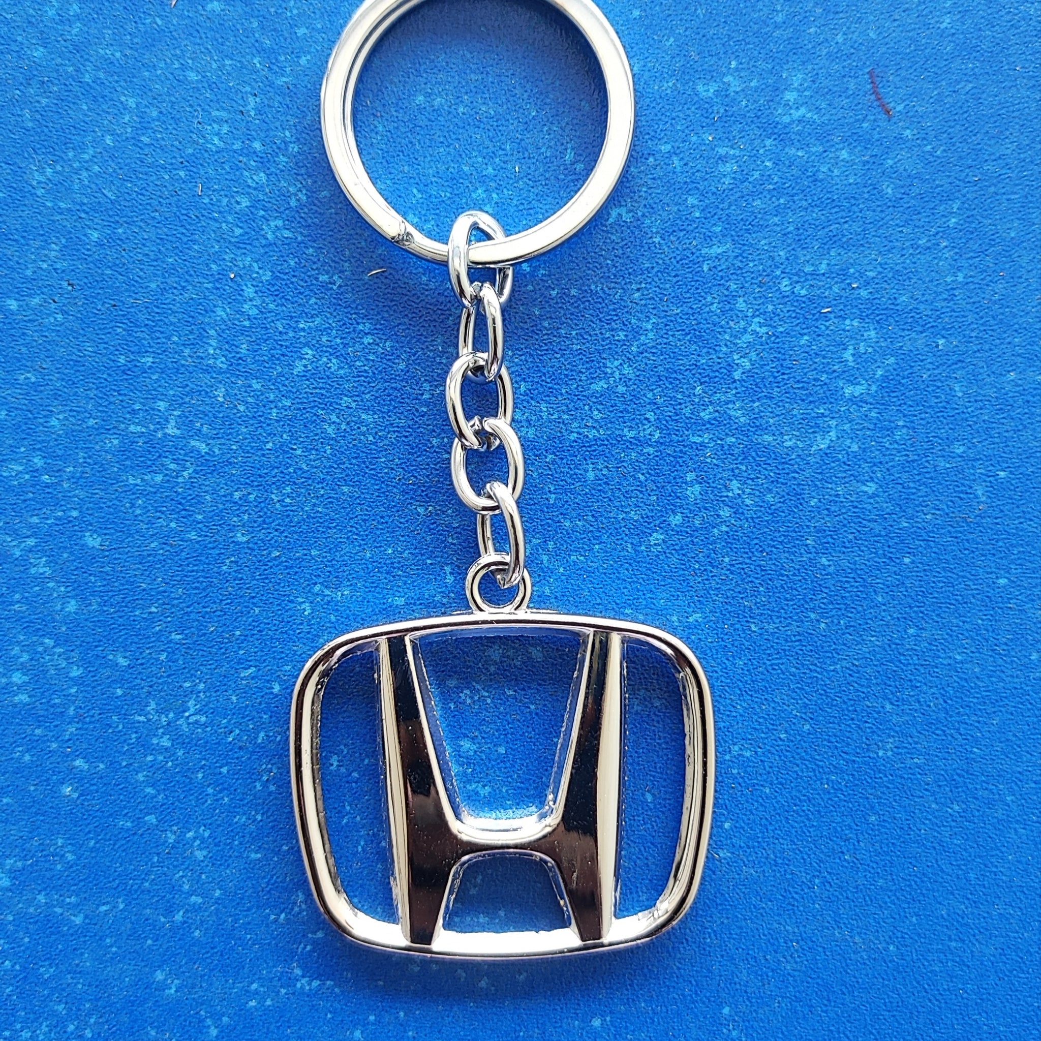 Honda Logo Keychain 04 |Honda Logo Silver Keychain for Car and Bikes