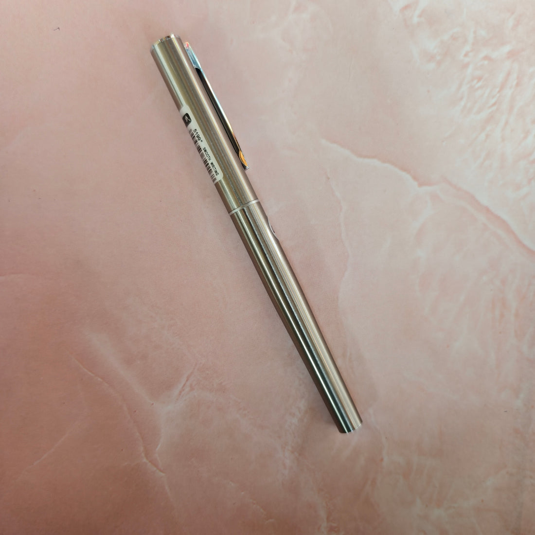 White Fountain Pen – Metal Body Edition | Best Pens for Gift | Best Pens for Students | Shop Now HKFP005