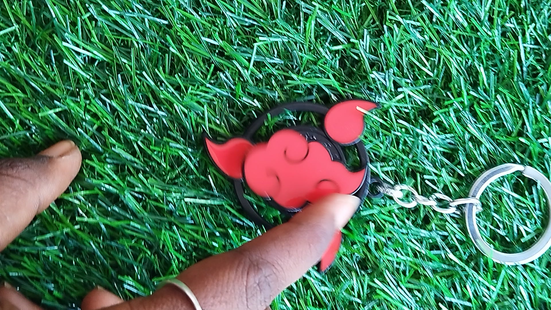 Naruto Keychains for Kids | Akatsuki Red Cloud Spinner Keychains for School bags | Buy Online